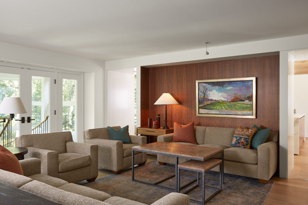 Hicks_livingroom-v4 Hicks_livingroom-v4